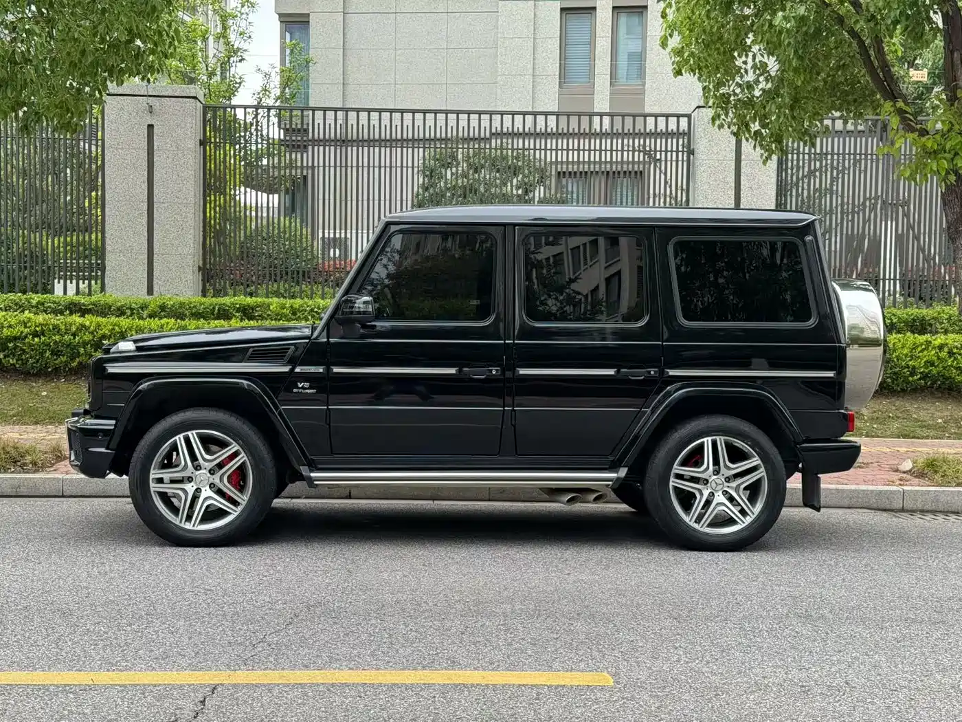 Mercedes-Benz G-Class AMG 2016 AMG G 63 фото 14