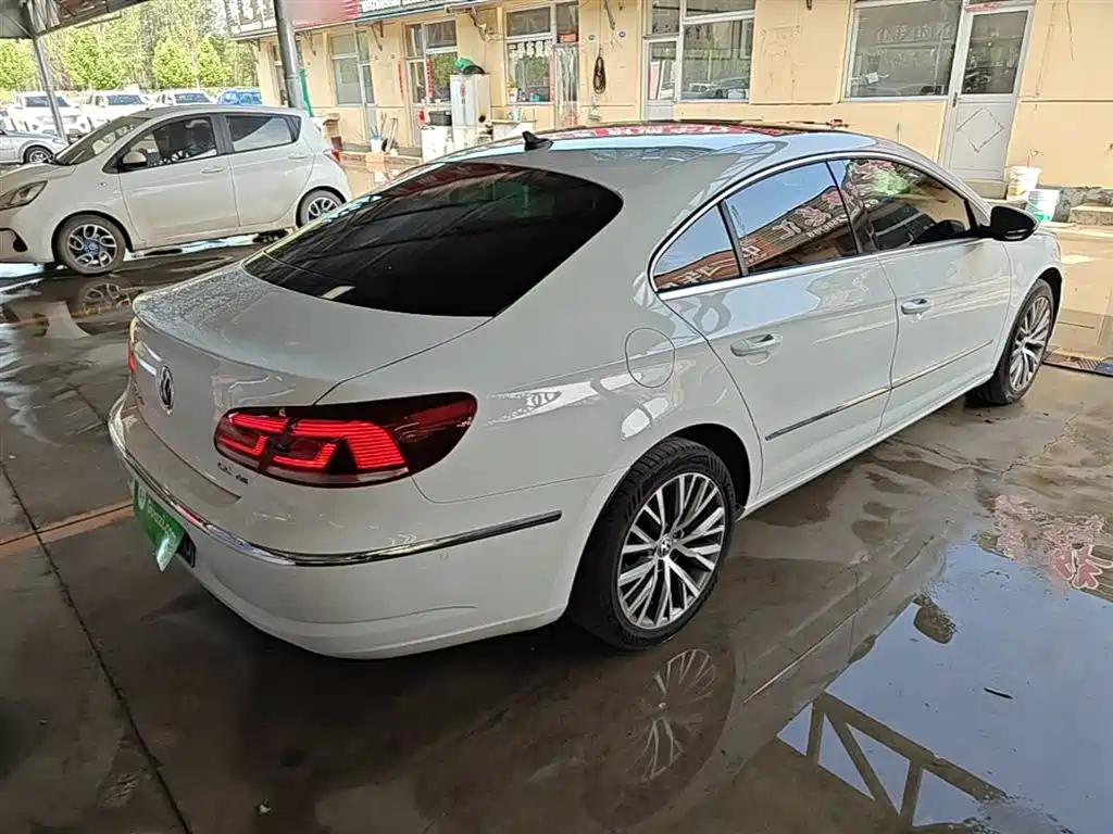 Volkswagen FAW-Volkswagen CC 2016 Model 1.8TSI Luxury фото 7