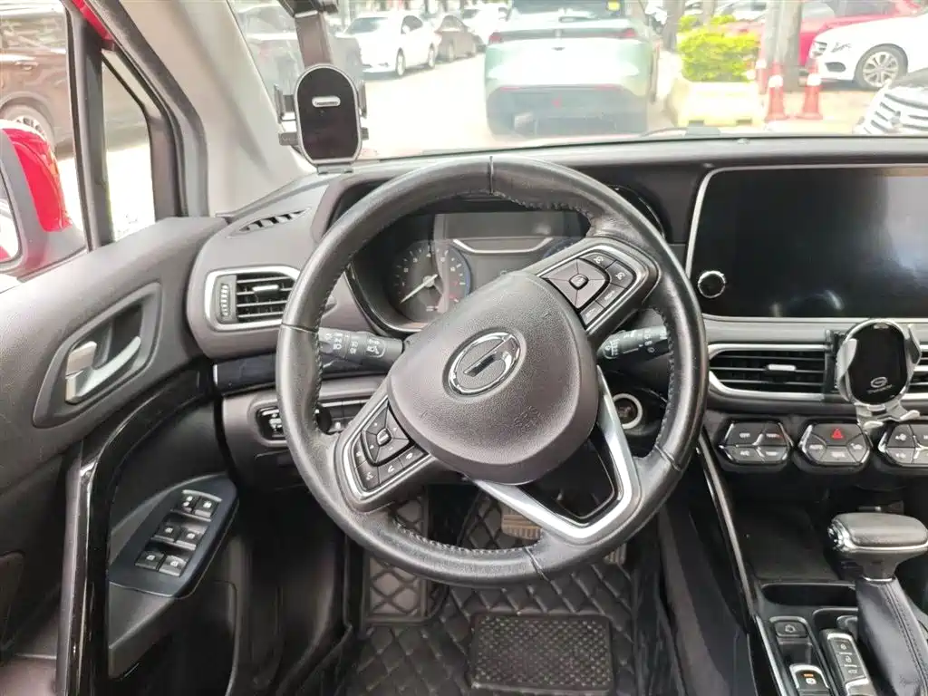 GAC Trumpchi Trumpchi GS4 2018 235T Automatic 2WD Luxury Smart Connect фото 3