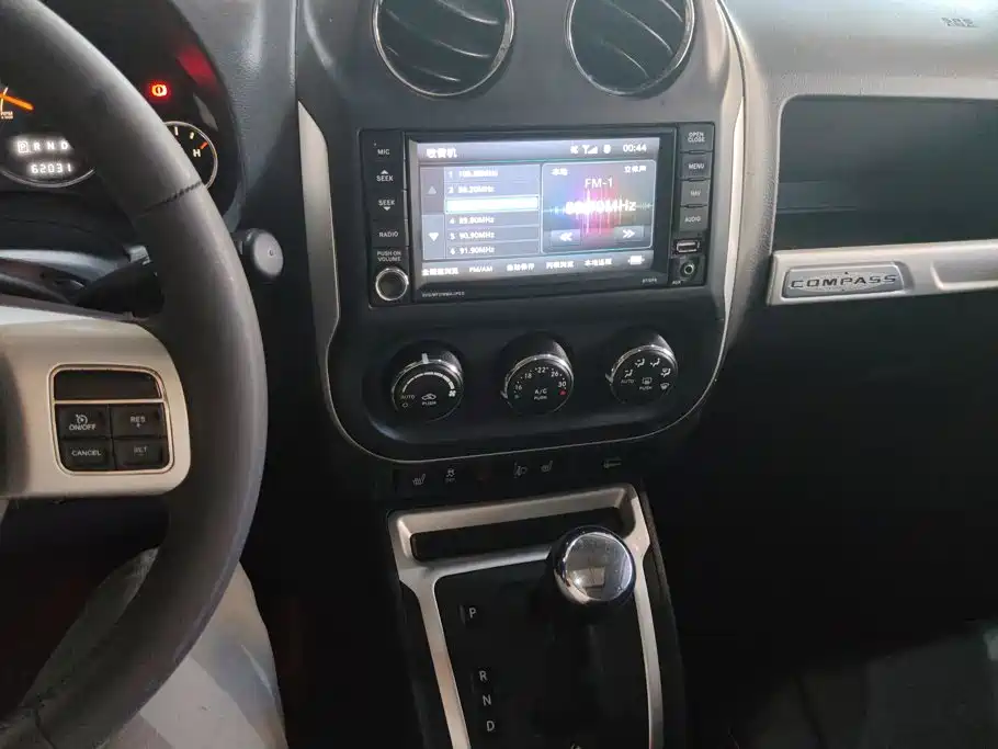 Jeep Compass (Import) 2013 2014 2.0L 2WD Luxury Edition