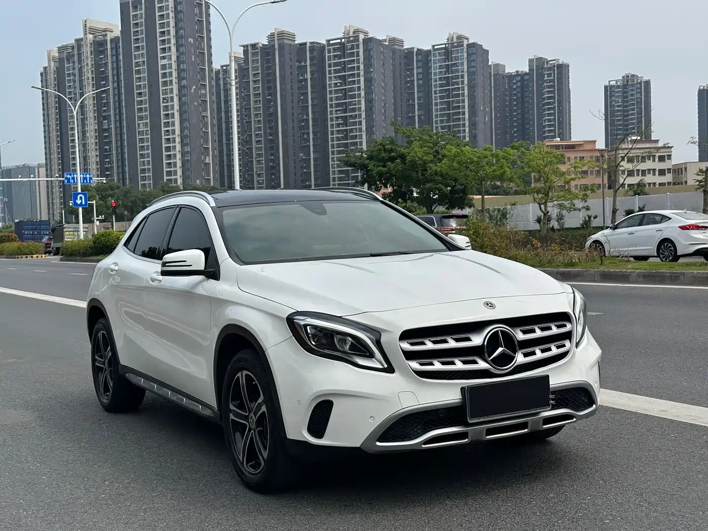 Mercedes-Benz GLA 2018 GLA 200 Fashion фото 3