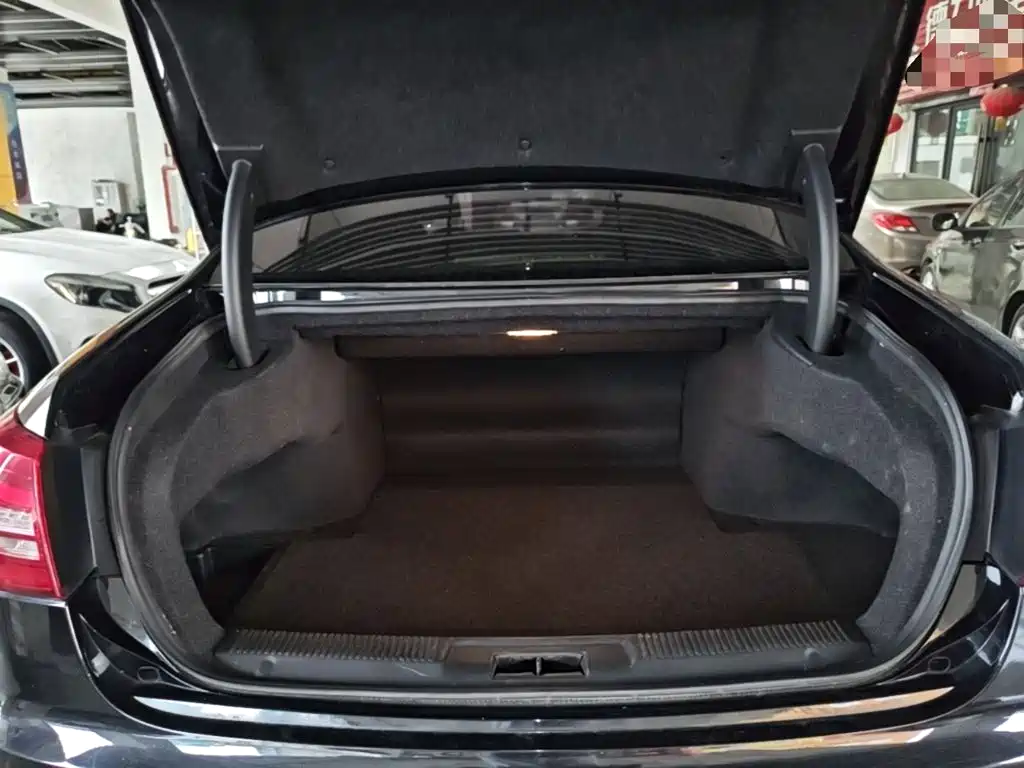 Hongqi H7 2018 2018 2.0T Elite Edition