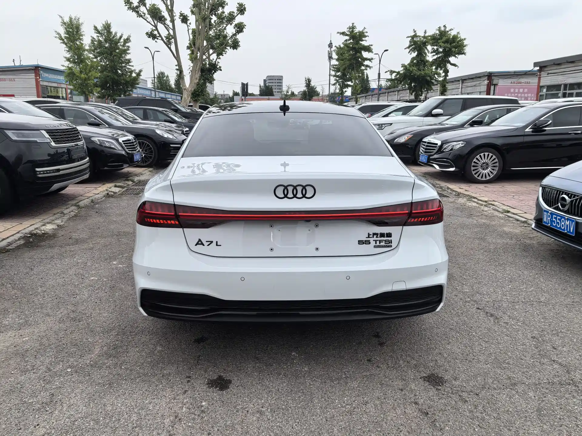 Фото 20 - Audi A7L