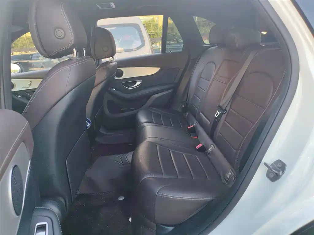 Mercedes-Benz GLC 2019 Model GLC 200 L 4MATIC фото 17