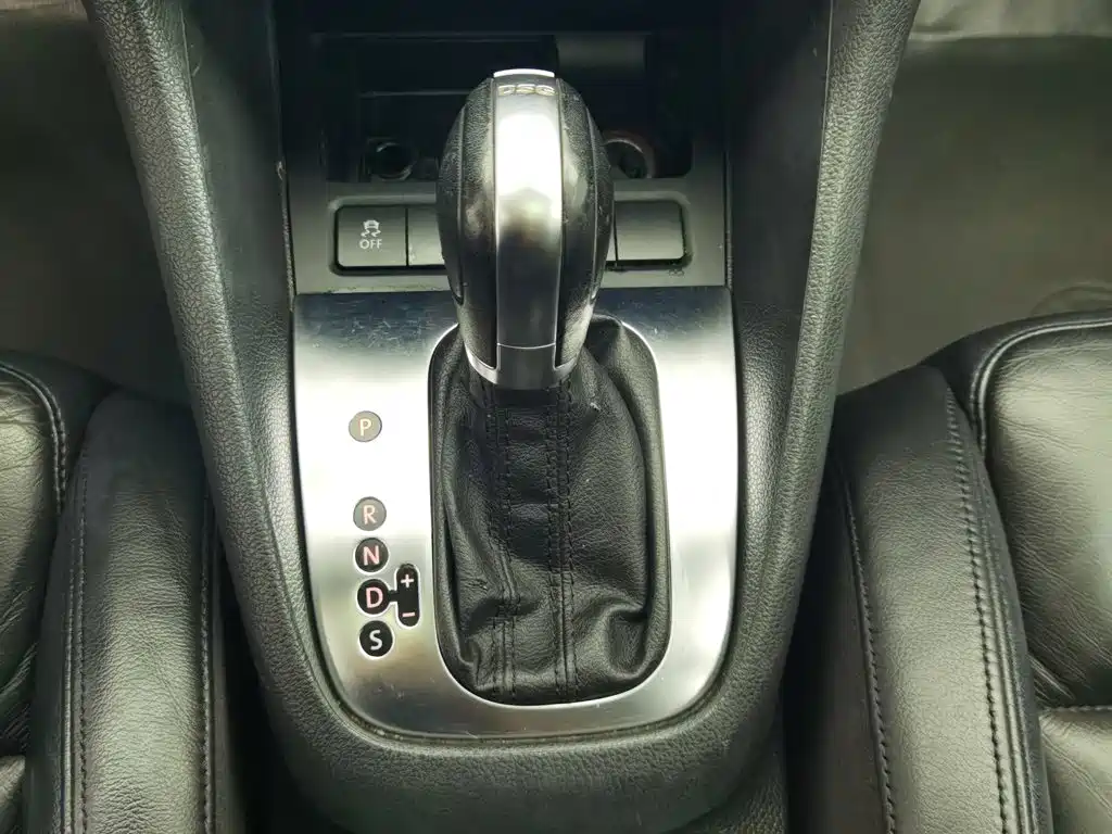 Photo 13 - Volkswagen Golf