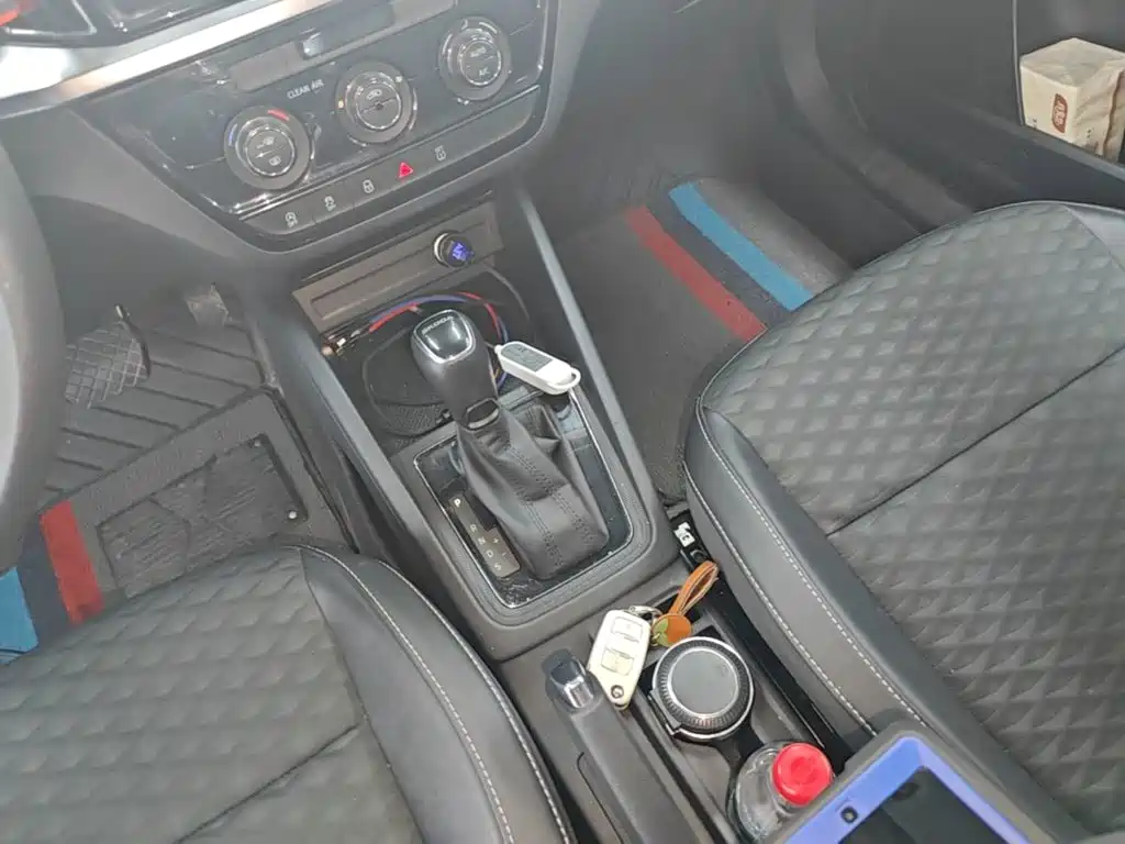 SKODA KOMICK