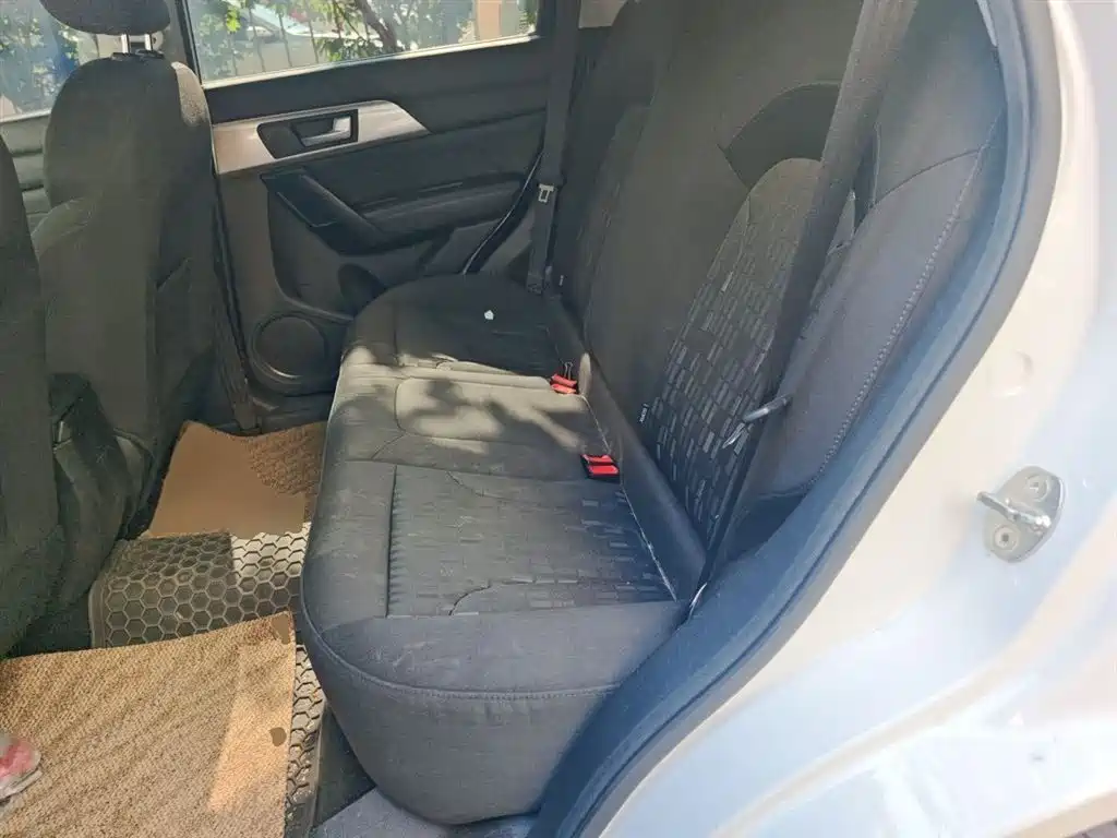 Фото 13 - Haval H2