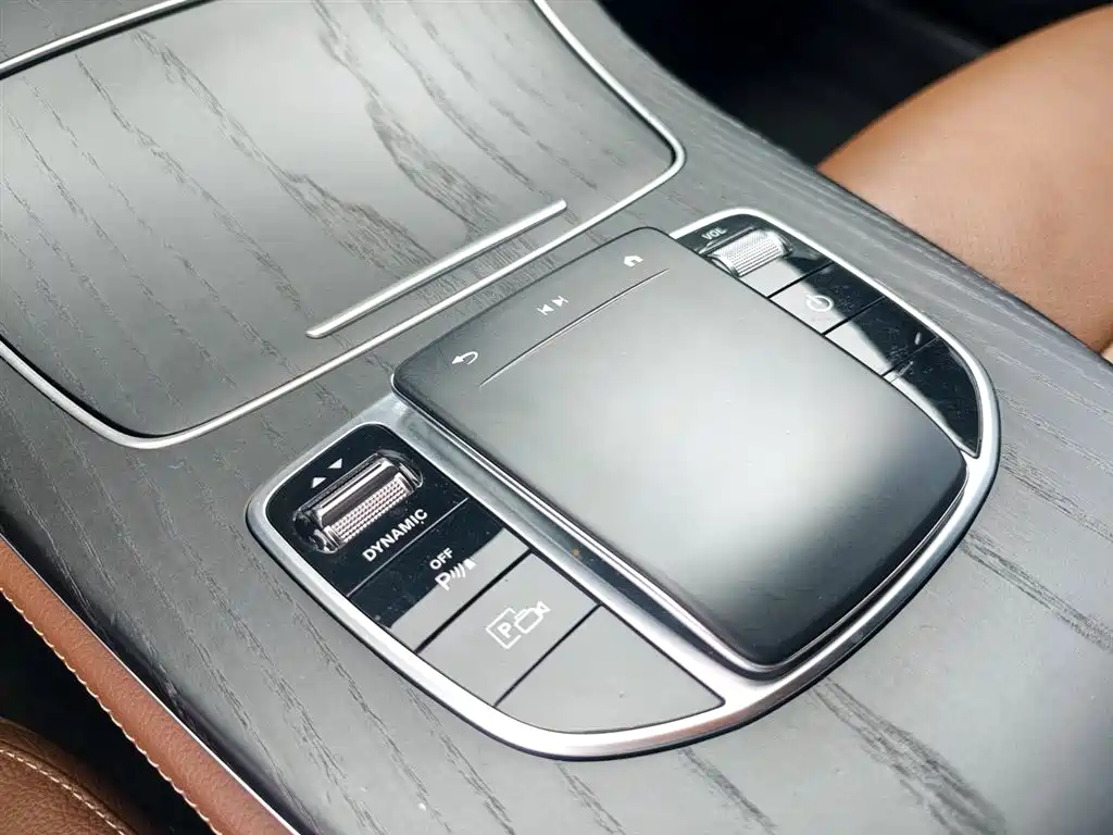 Mercedes-Benz E-Class New Energy 2023 E 350 e L Plug-in Hybrid Sport Sedan фото 12