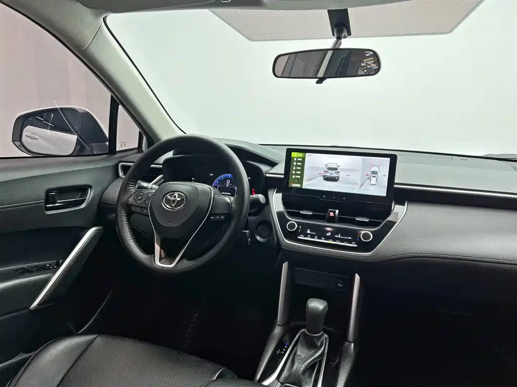 Toyota Frontlander 2024 2.0L CVT Elite Edition фото 22