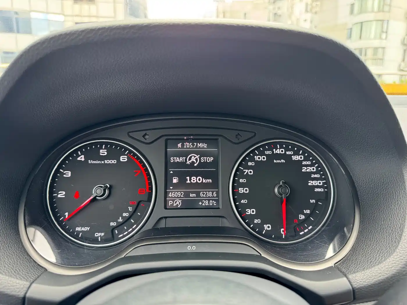 Фото 13 - Audi Q2L