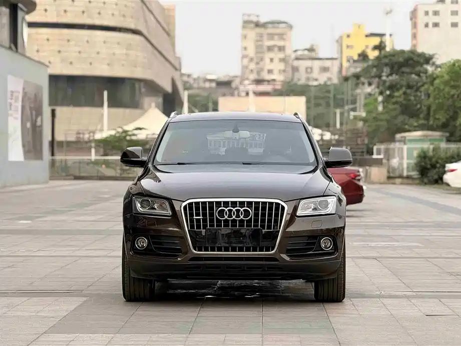 Audi Q5 2016 40 TFSI Technology Model фото 2