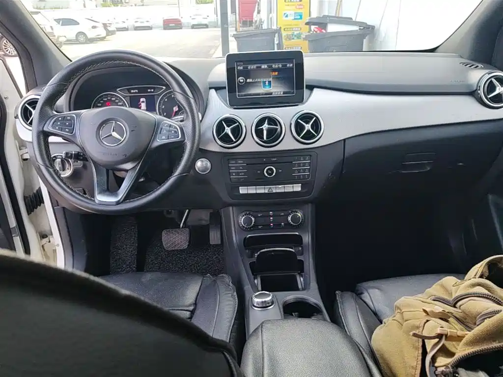 Mercedes-Benz B-Class 2015 B 200 Dynamic фото 10