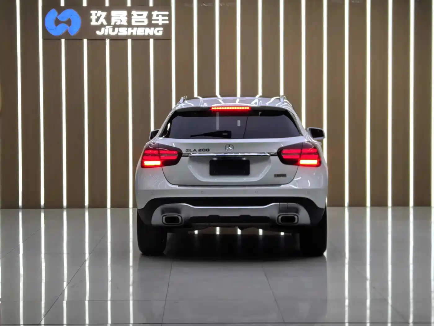 Mercedes-Benz GLA 2018 GLA 200 Fashion фото 15