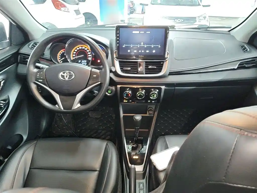 Toyota YARiS L Zhi Xuan 2022 Zhi Xuan X 1.5L CVT Luxury PLUS Edition фото 10