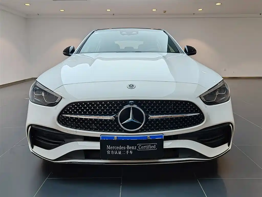 Mercedes-Benz C-Class 2024 C 260 L Night Edition Sport фото 3