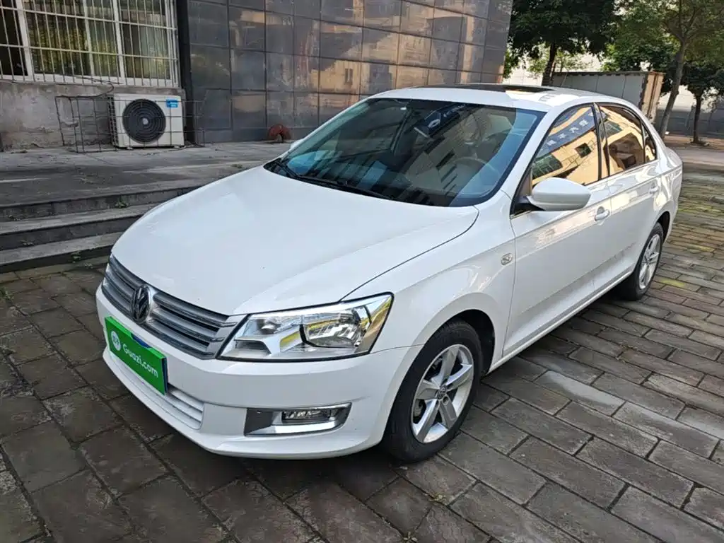 Volkswagen Santana 2015 1.6L Automatic Comfort Edition фото 2