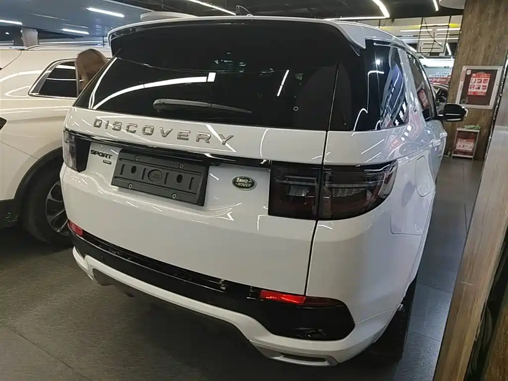 Land Rover Discovery Sport 2023 249PS R-Dynamic SE Performance Technology Version фото 7