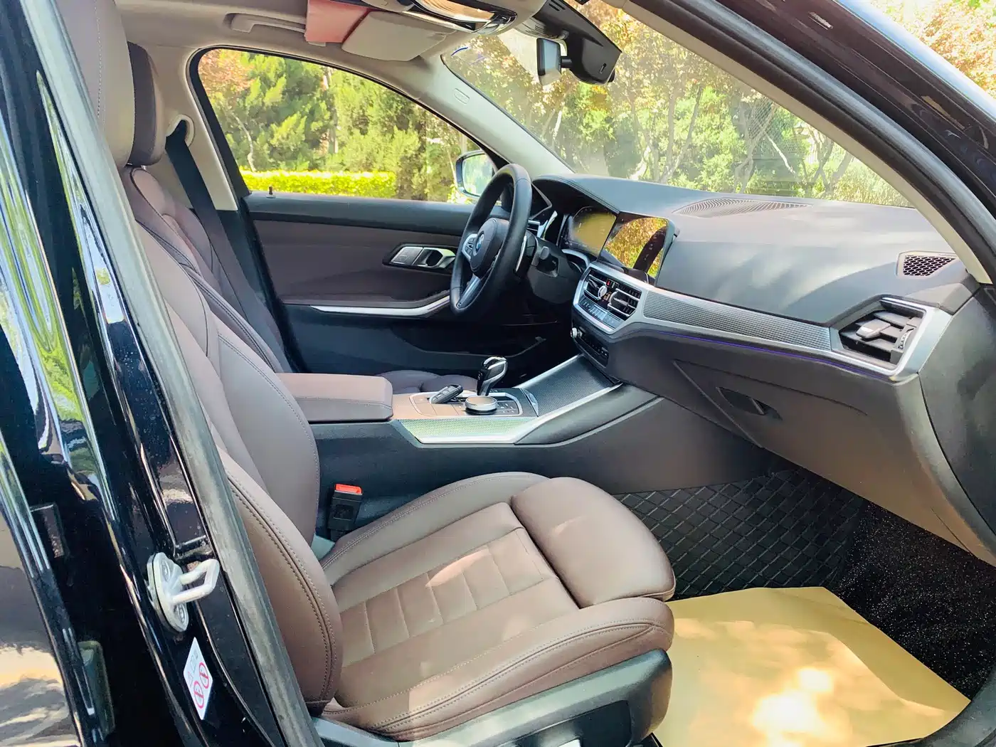 BMW 3-SERIES