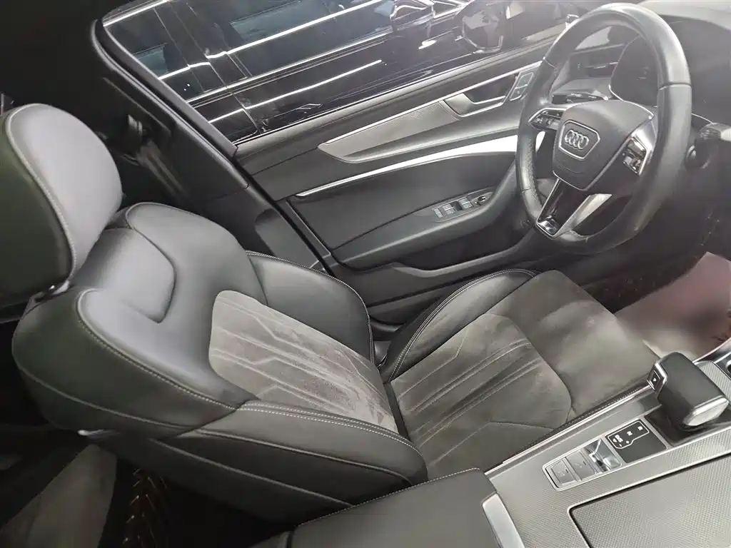 Audi A6L 2023 Facelift 40 TFSI Luxury Dynamic фото 7