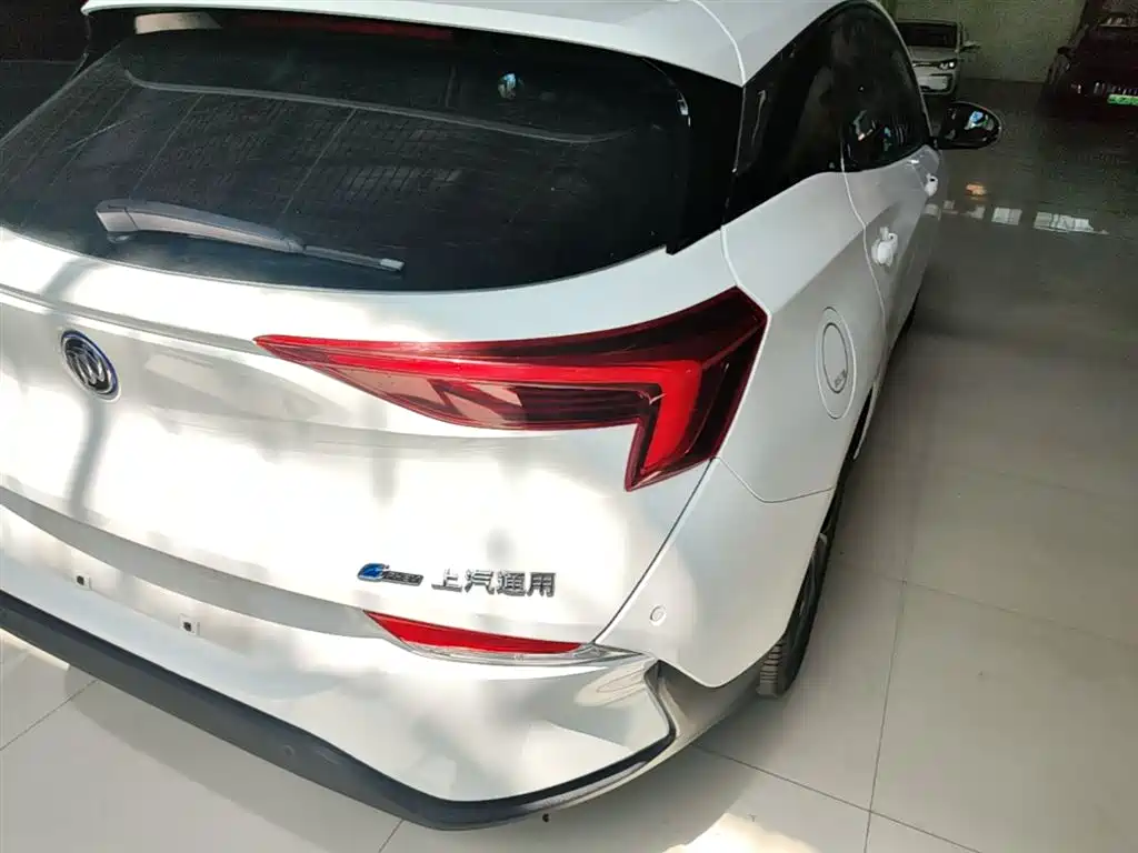Buick Velite 6 2020 Plug-in Hybrid Connected Smart Edition фото 8