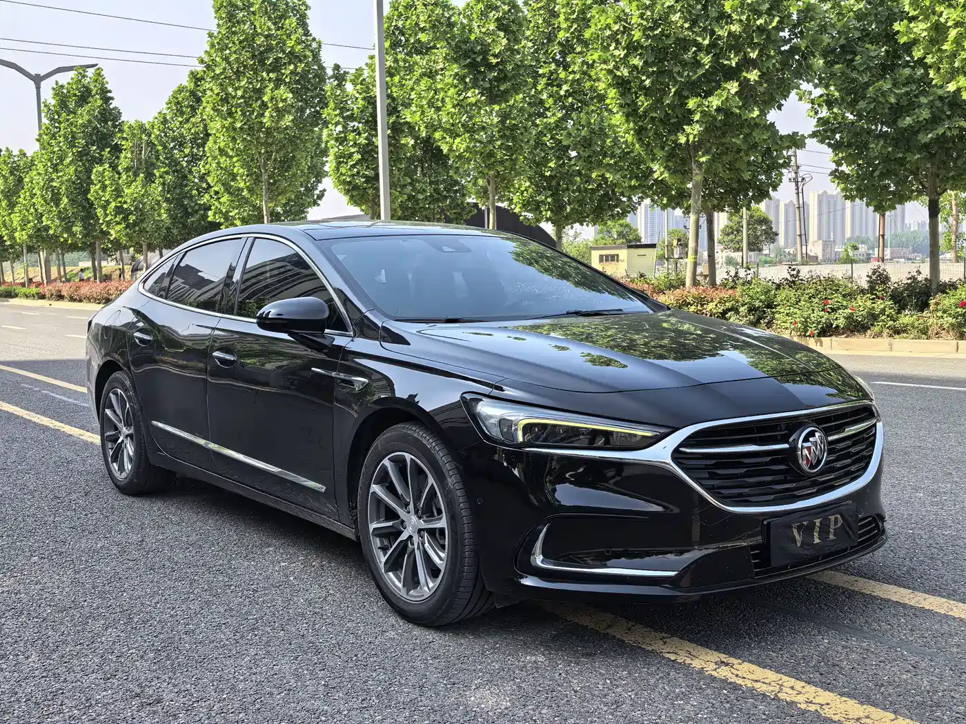 BUICK LACROSSE
