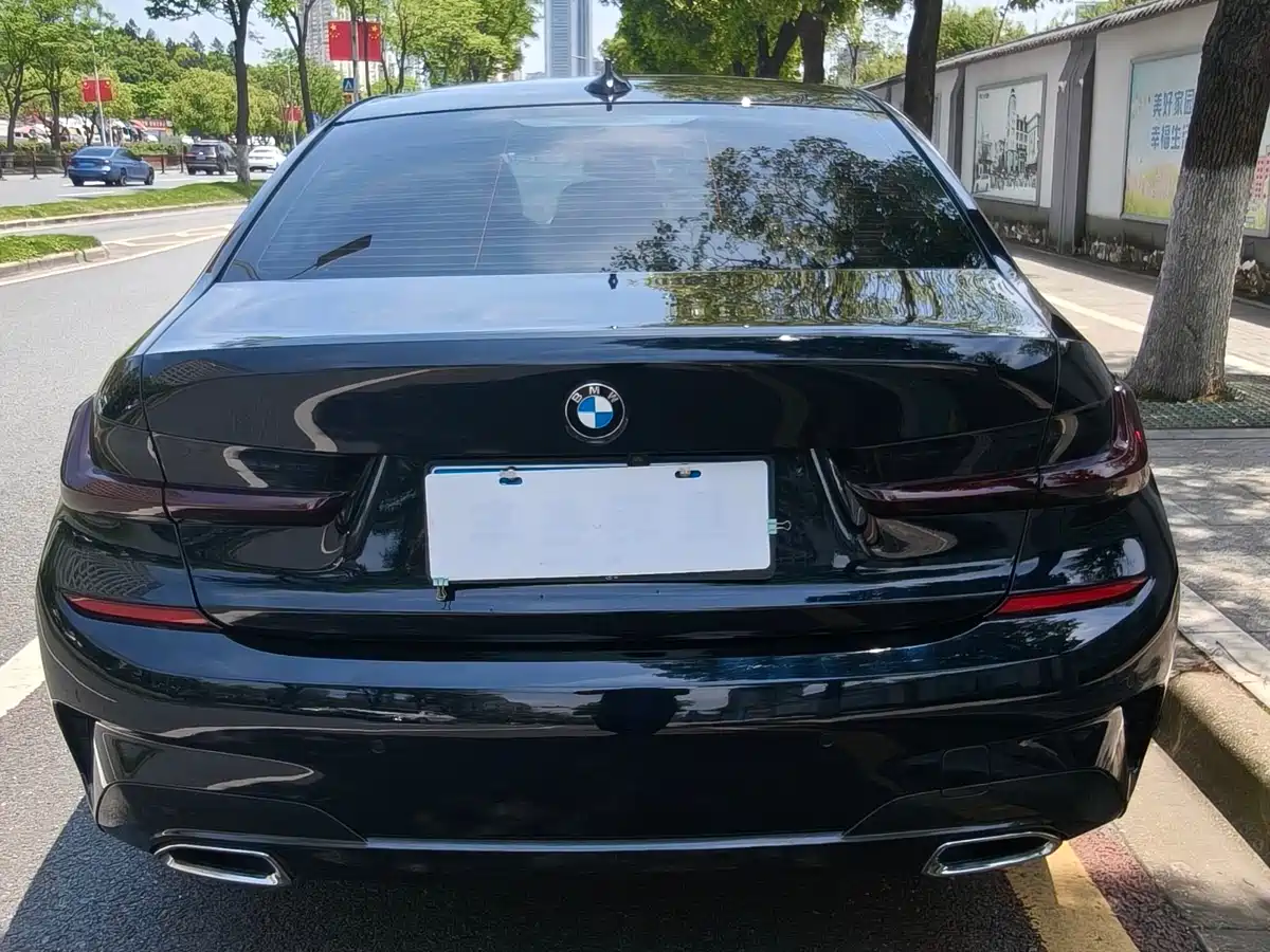 BMW 3 Series 2021 325Li M Sport Package фото 11