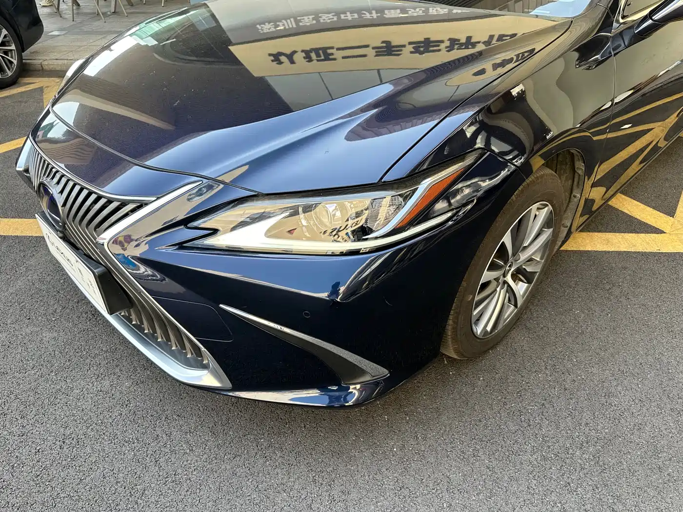 Lexus ES 2020 Model 300h Excellence Edition China V фото 2