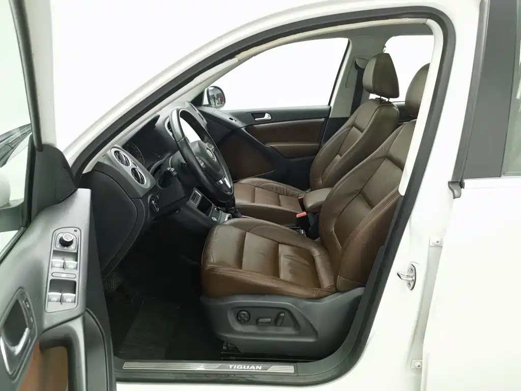 Фото 10 - Volkswagen Tiguan