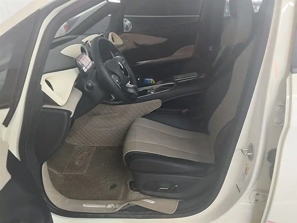 BYD Dolphin 2023 420km Fashion Edition фото 15