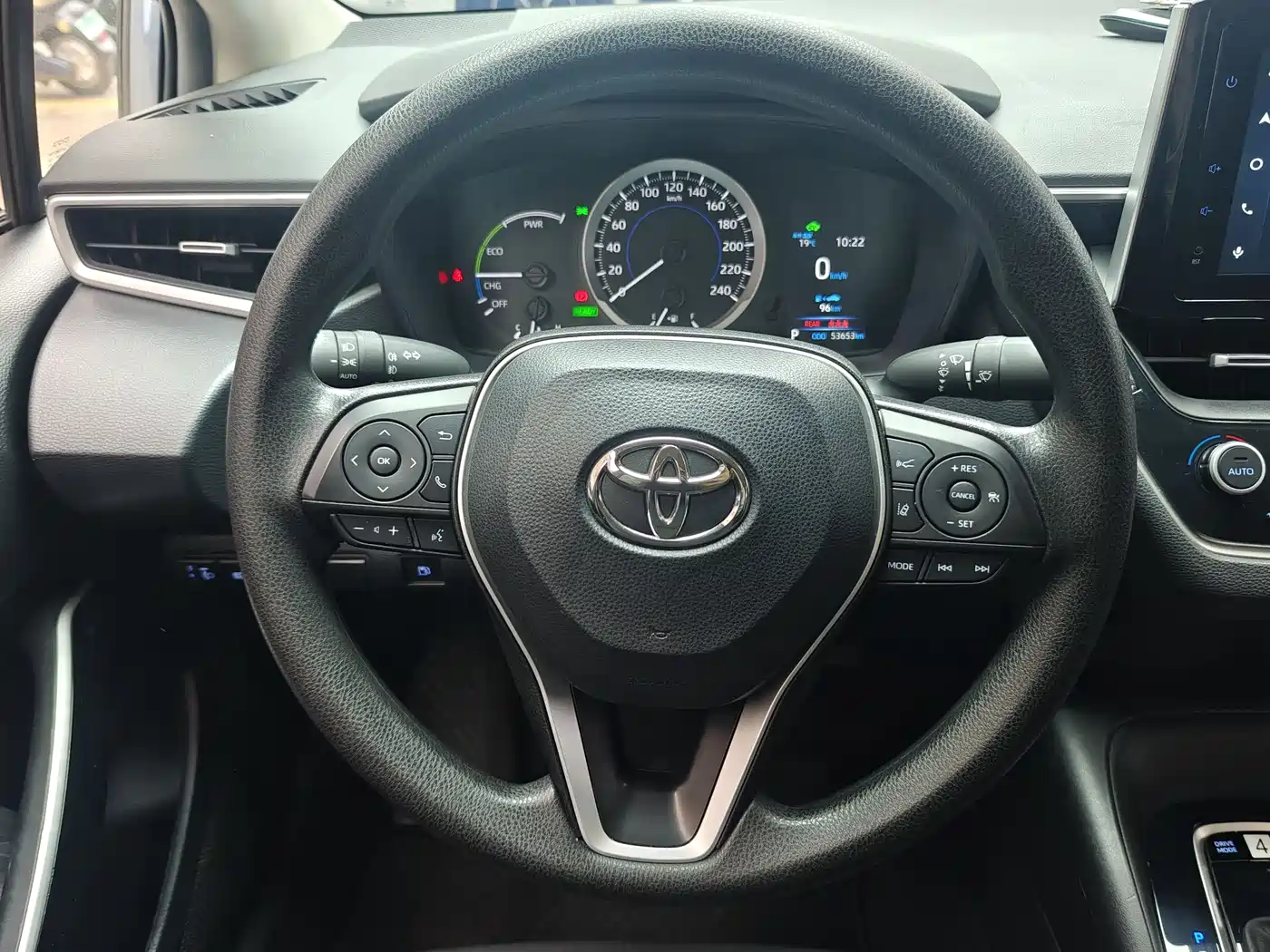 Toyota Corolla 2021 Hybrid 1.8L E-CVT Elite Edition фото 10