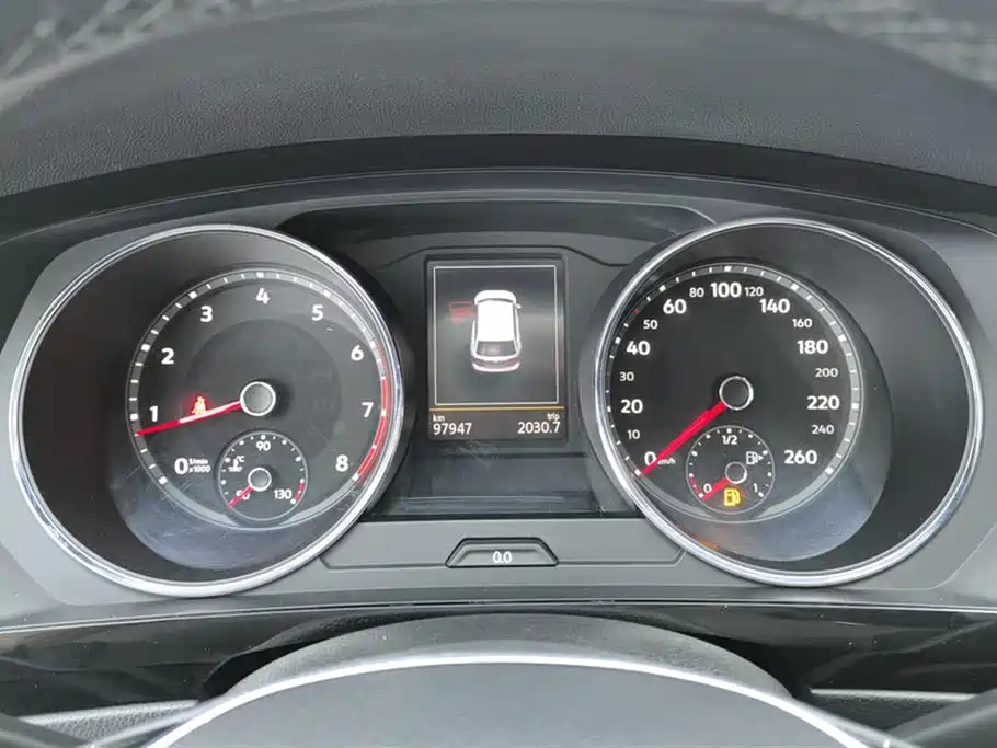 Volkswagen Tiguan L 2018 280TSI Automatic 2WD Comfort фото 14