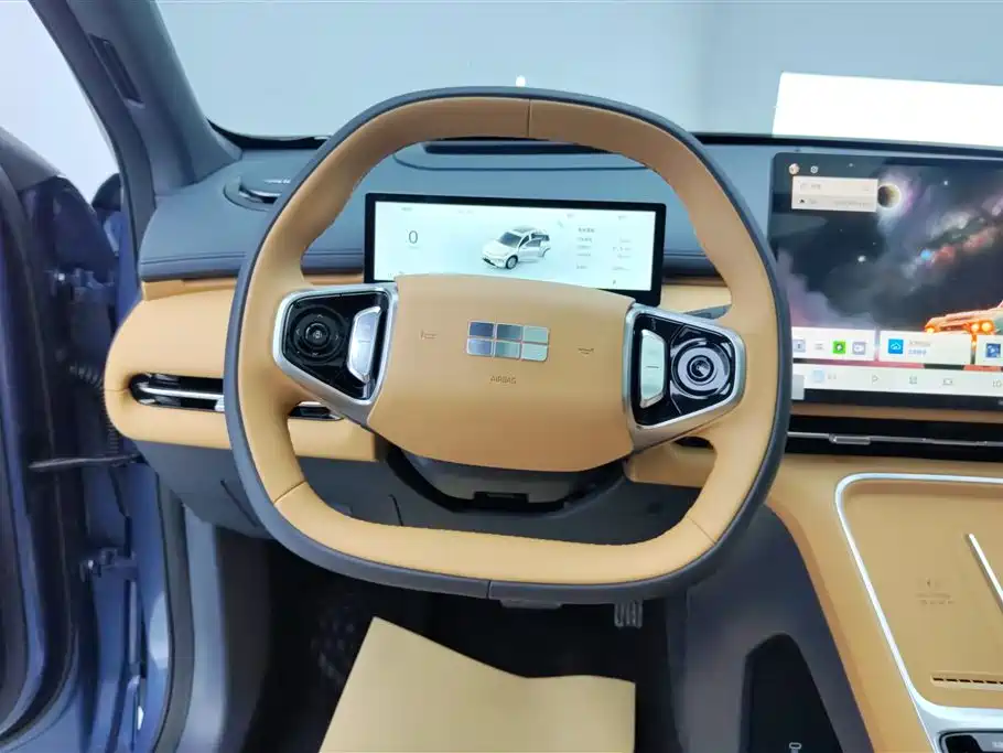 Geely Galaxy Galaxy Starship 7 EM-i 2025 120km Navigation Edition фото 15