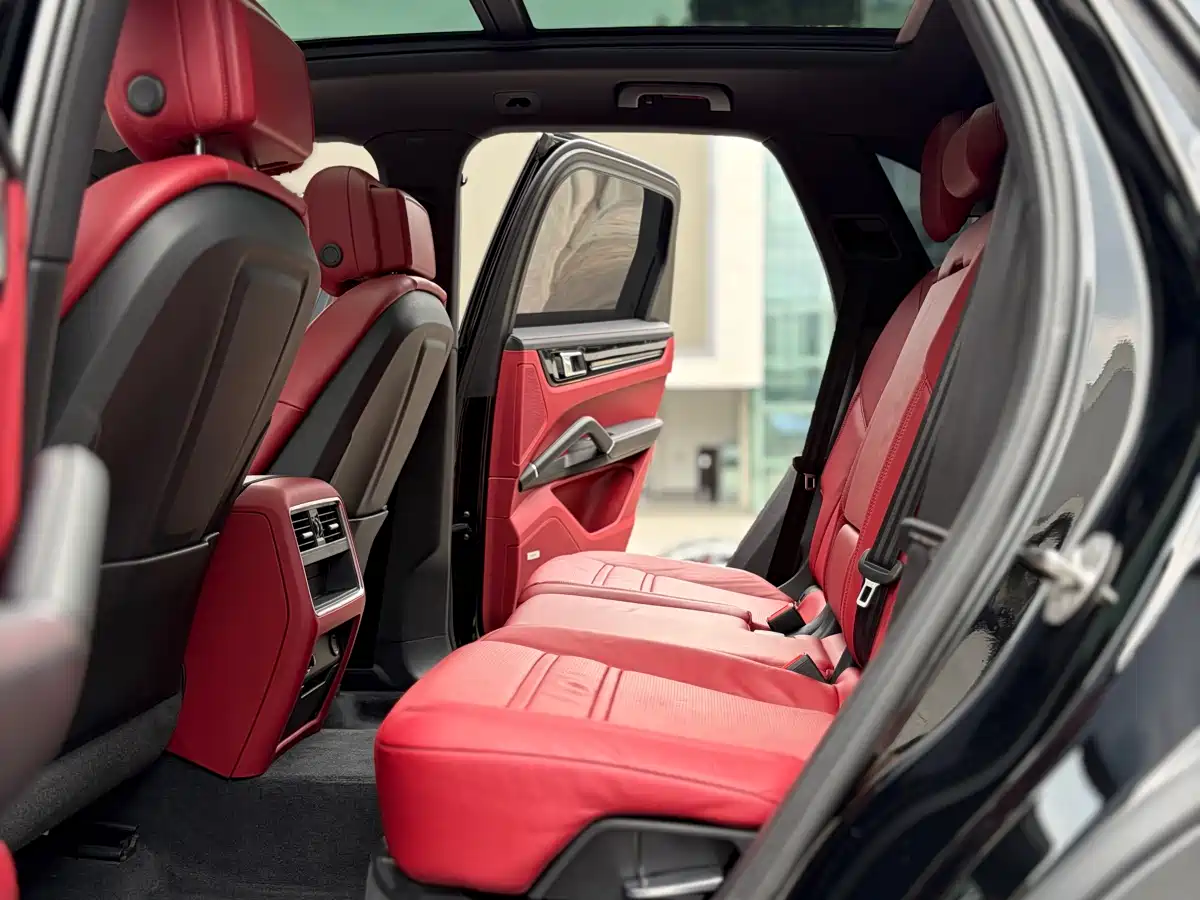 Porsche Cayenne New Energy 2021 Cayenne E-Hybrid 2.0T фото 10