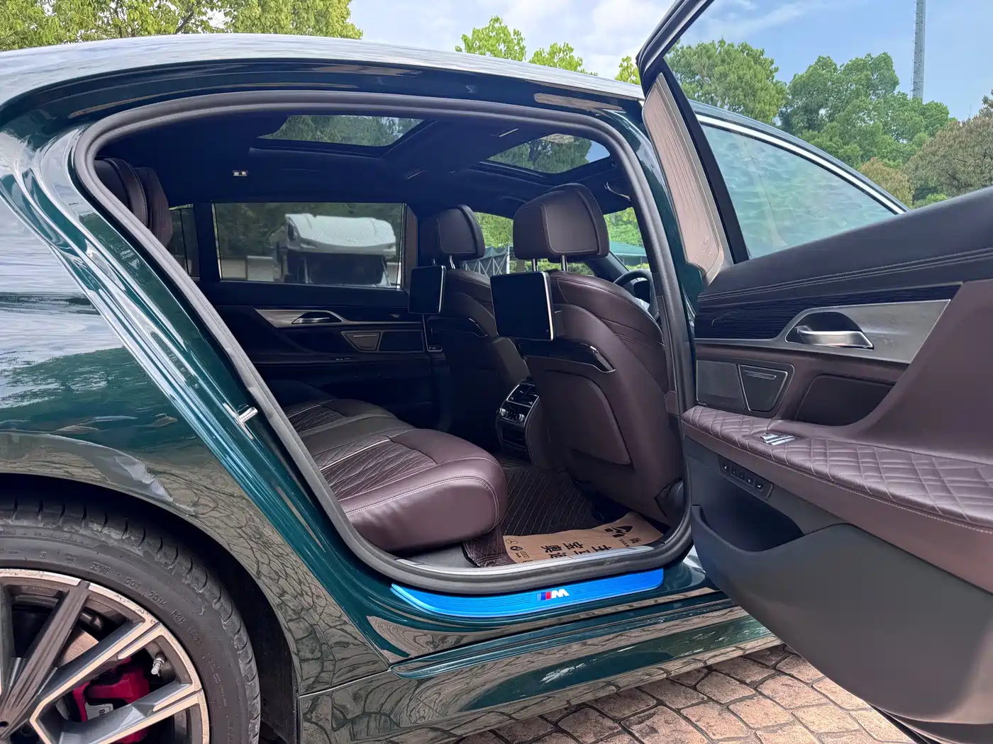 BMW 7 Series 2019 740Li Premium Luxury Package фото 13