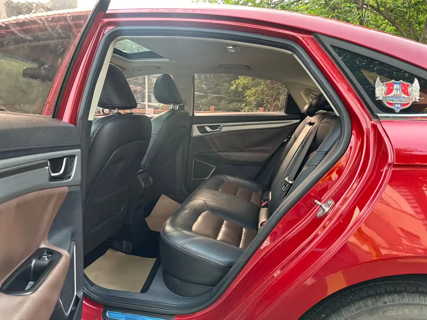 Фото 5 - Geely Emgrand GL
