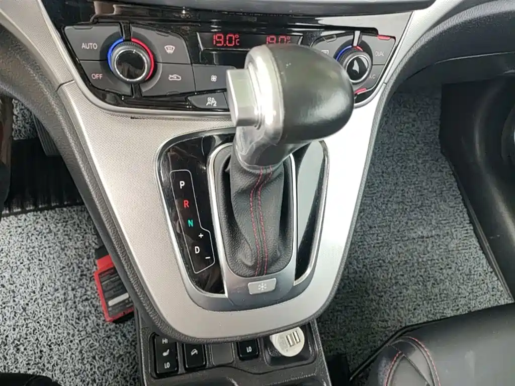 Haval H6 2017 Red Label Sport 1.5T Automatic 2WD Luxury фото 14