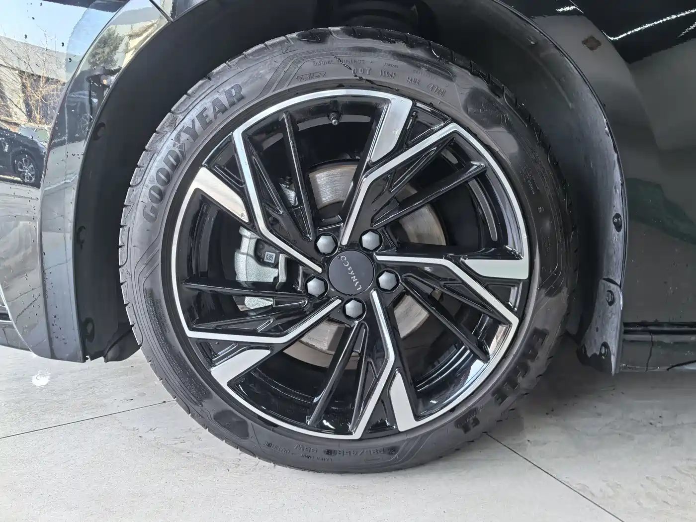 Lynk & Co 03 2025 1.5TD DCT Champion Pro фото 12