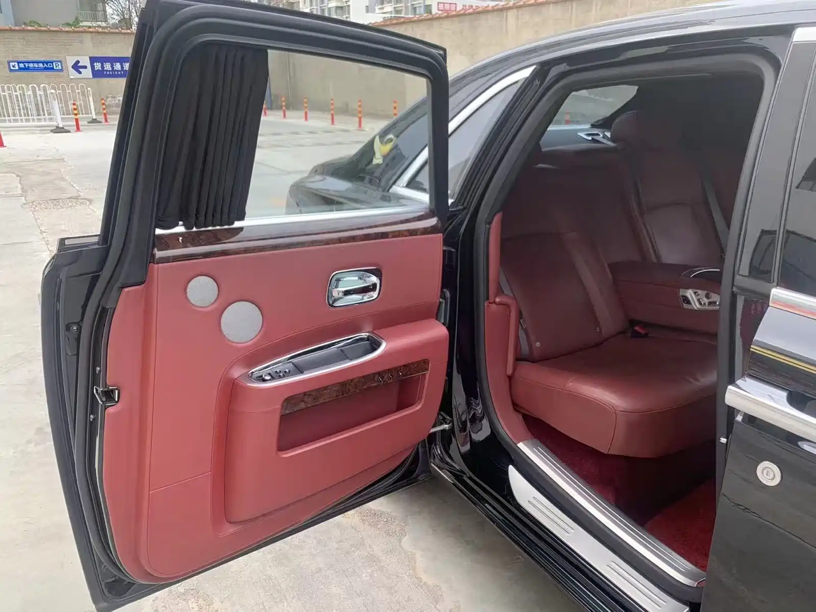 Фото 9 - Rolls-Royce Ghost