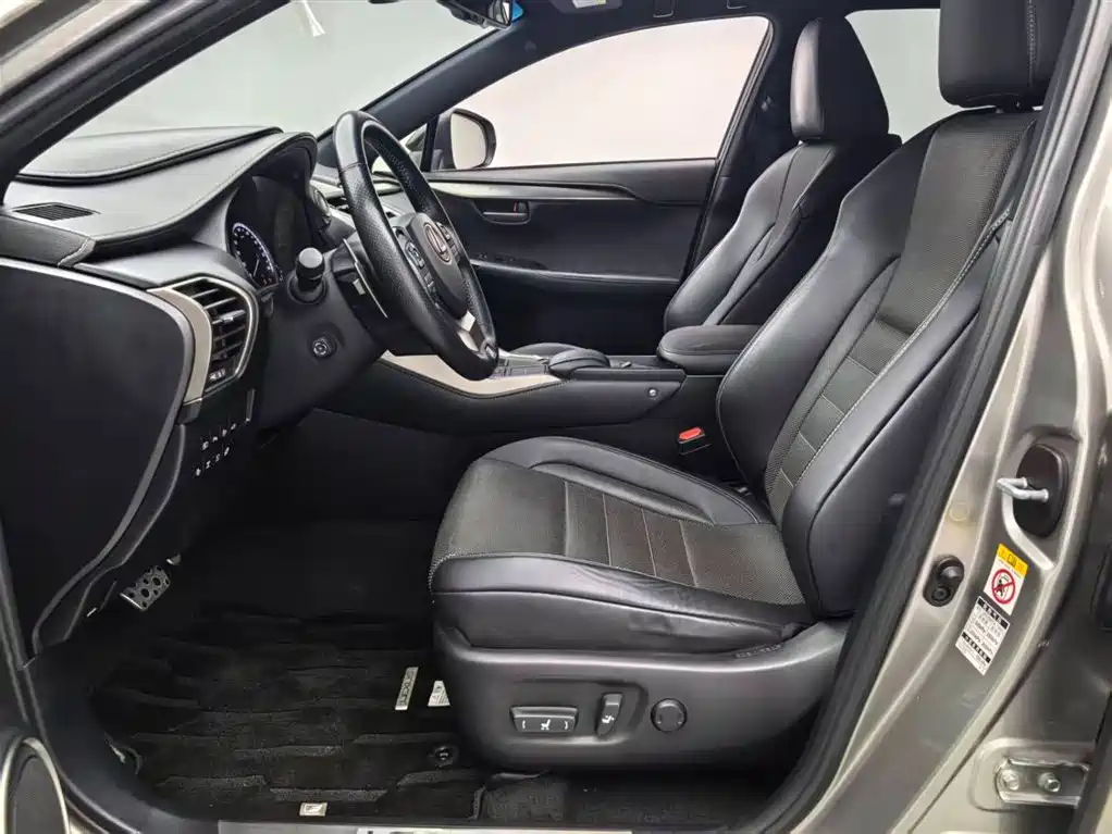 Lexus NX 2015 200t AWD F SPORT фото 10