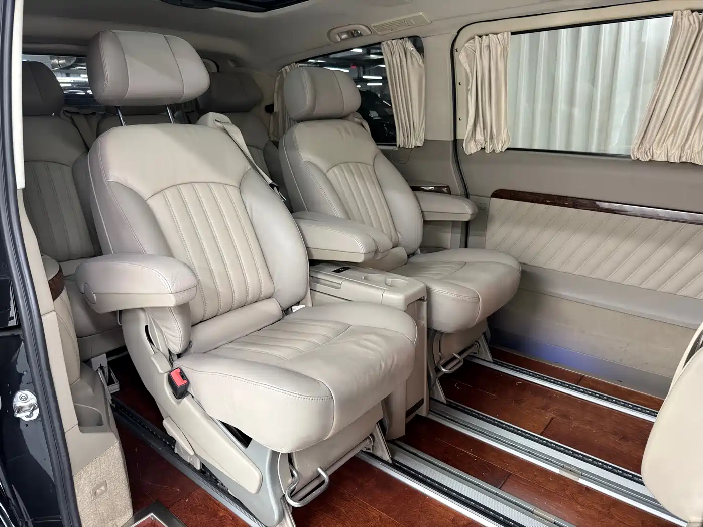 Mercedes-Benz Viano 2014 3.5L Excellence фото 17
