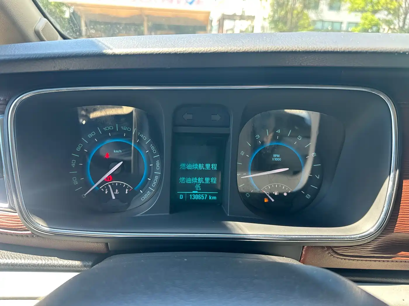 Buick GL8 2014 2.4L CT Luxury Business Comfort фото 11