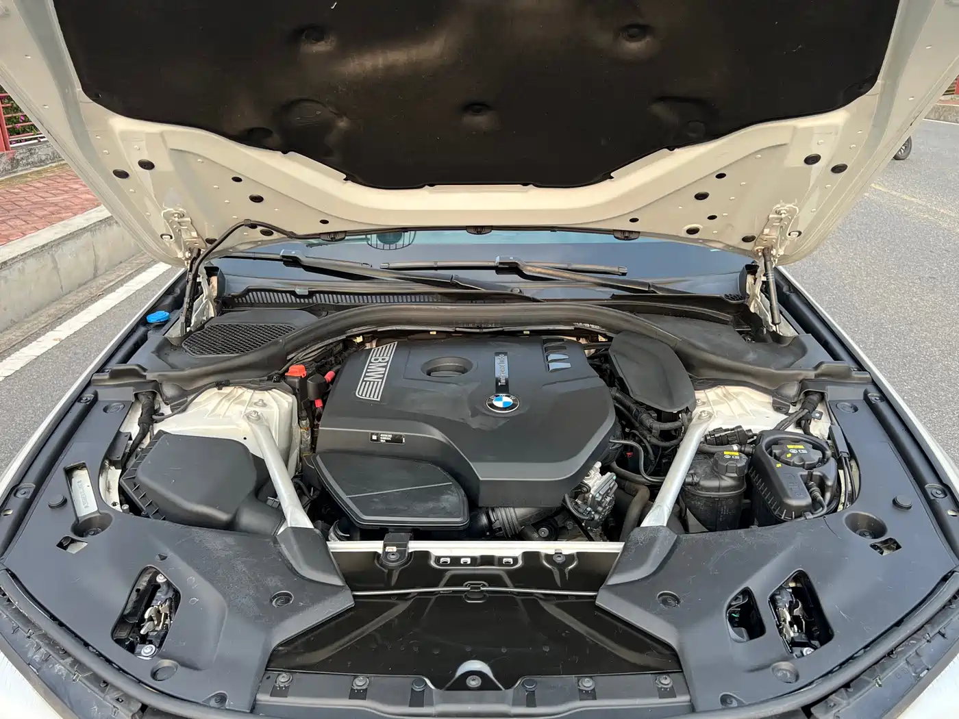 BMW 5 Series 2019 525Li Luxury Package фото 19