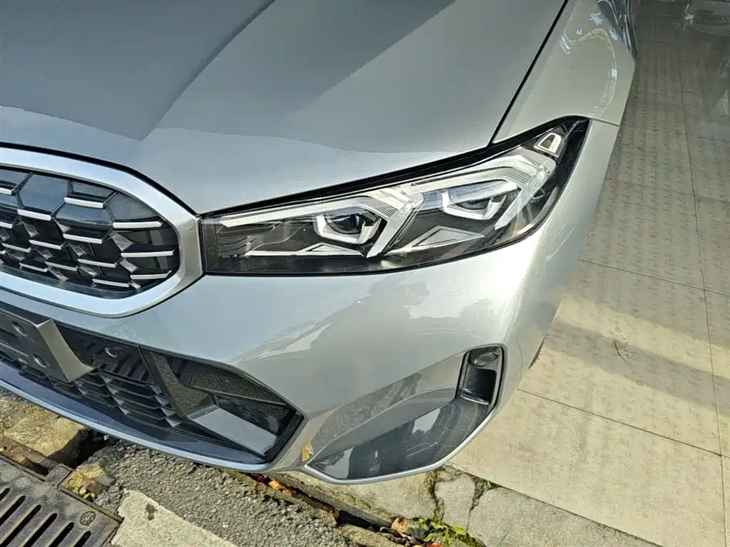 BMW 3 Series 2023 325Li M Sport Package фото 24