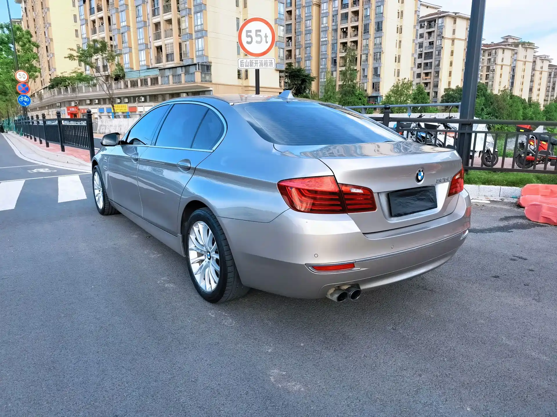 Фото 7 - BMW 5 Series