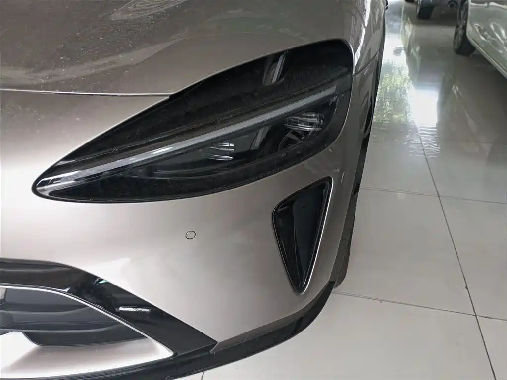 Xiaomi Auto Xiaomi YU7 2025 Extended Range RWD Edition фото 17