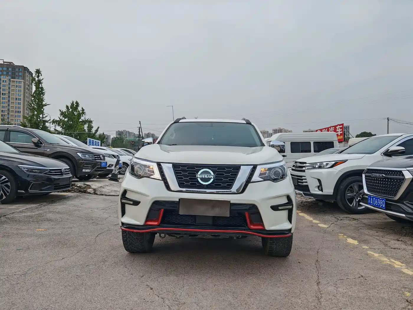 Nissan Terra 2023 2020 2.5L XL Upper 4WD Automatic Luxury Edition