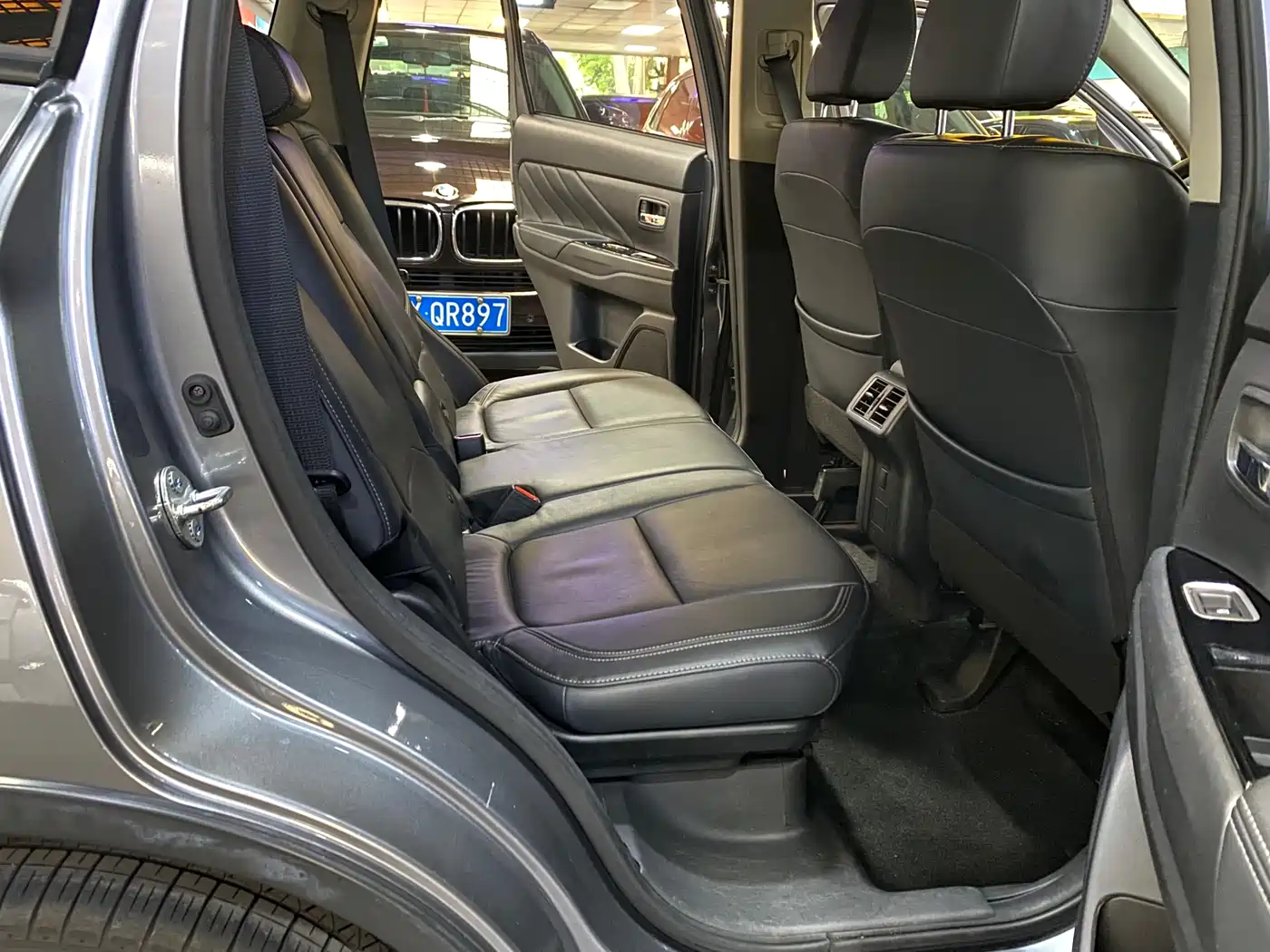 Mitsubishi Outlander 2019 2.0L 2WD Enjoy 7-Seater China VI фото 13