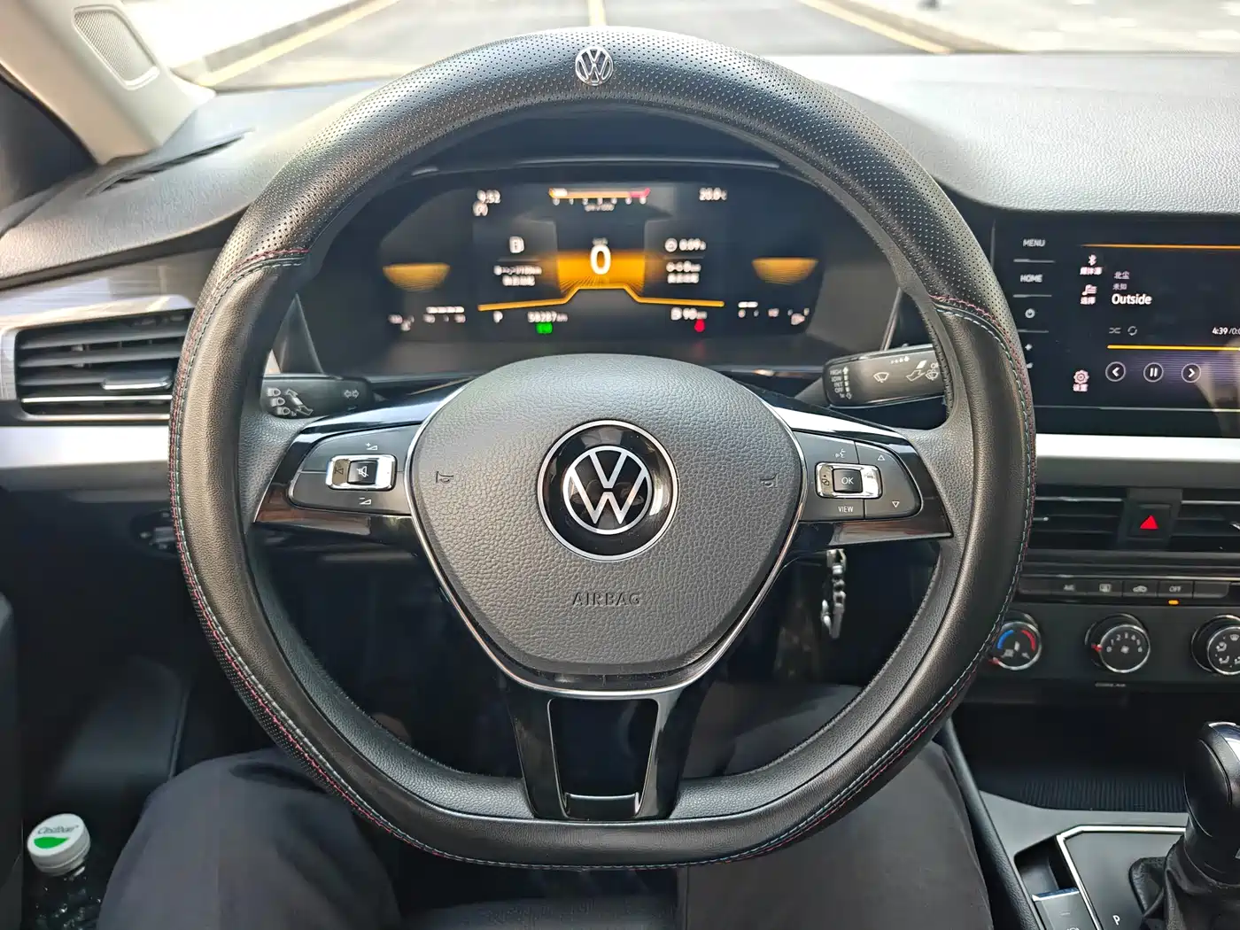 Volkswagen Lavida 2022 1.5L Auto Comfort Edition фото 7