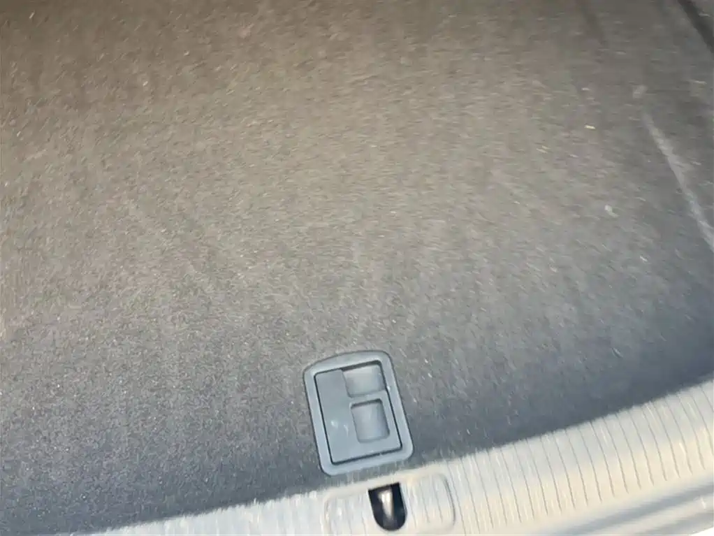 Audi A4L 2023 40 TFSI Luxury Sport фото 4