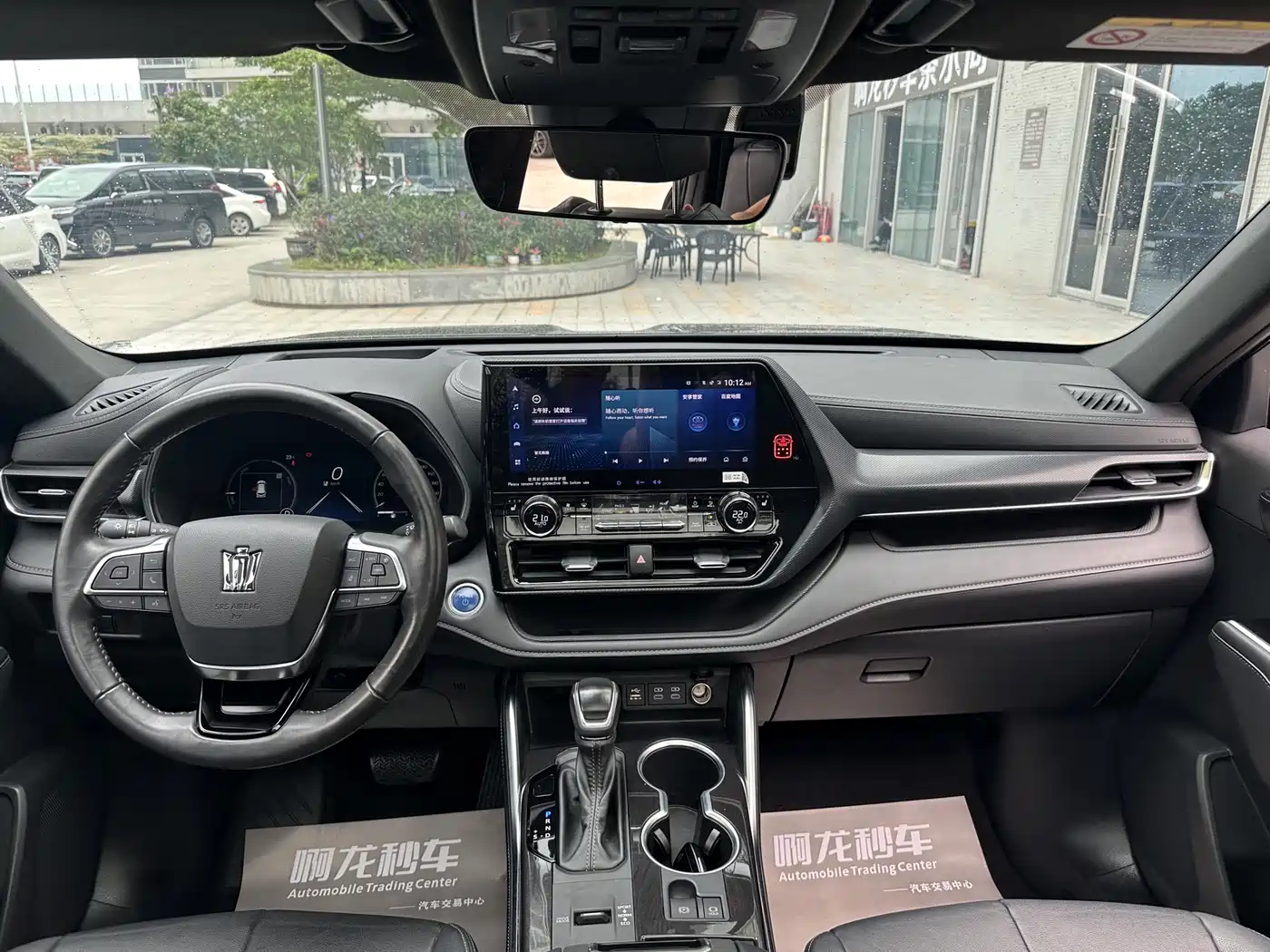 Toyota Crown Kluger 2022 2.5L HEV 4WD Premium Edition фото 12